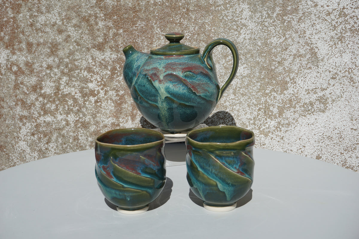 Large Japanese-style Teapot