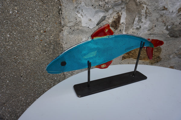 Fish on Stand (Turq/Red)