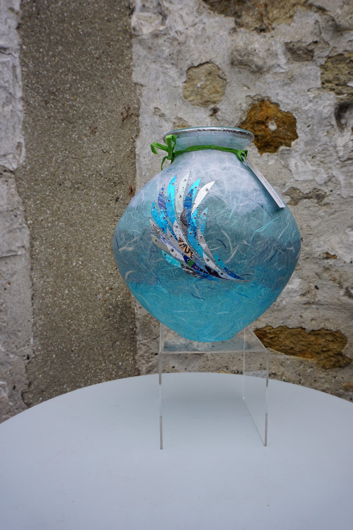 Curved Vase - Blue