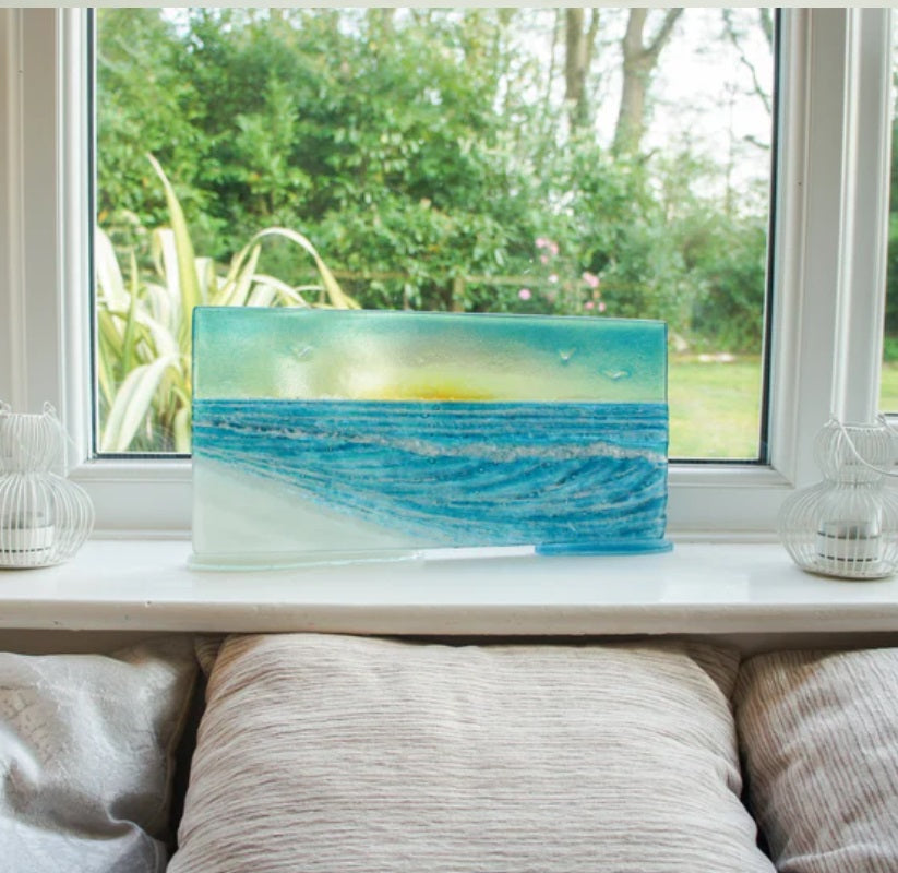 Medium Freestanding Wave Panel - Landscape