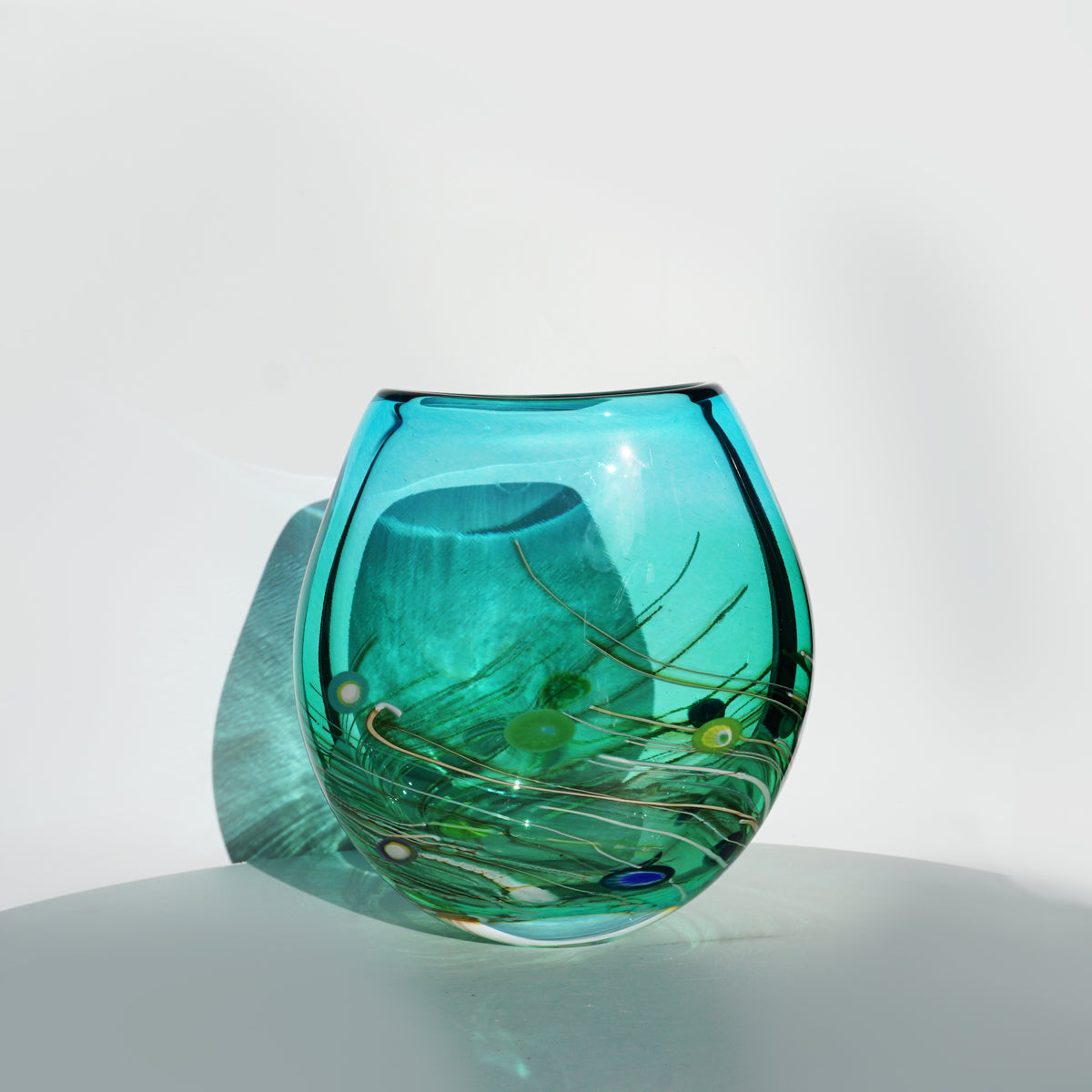 Cane Vase - Round