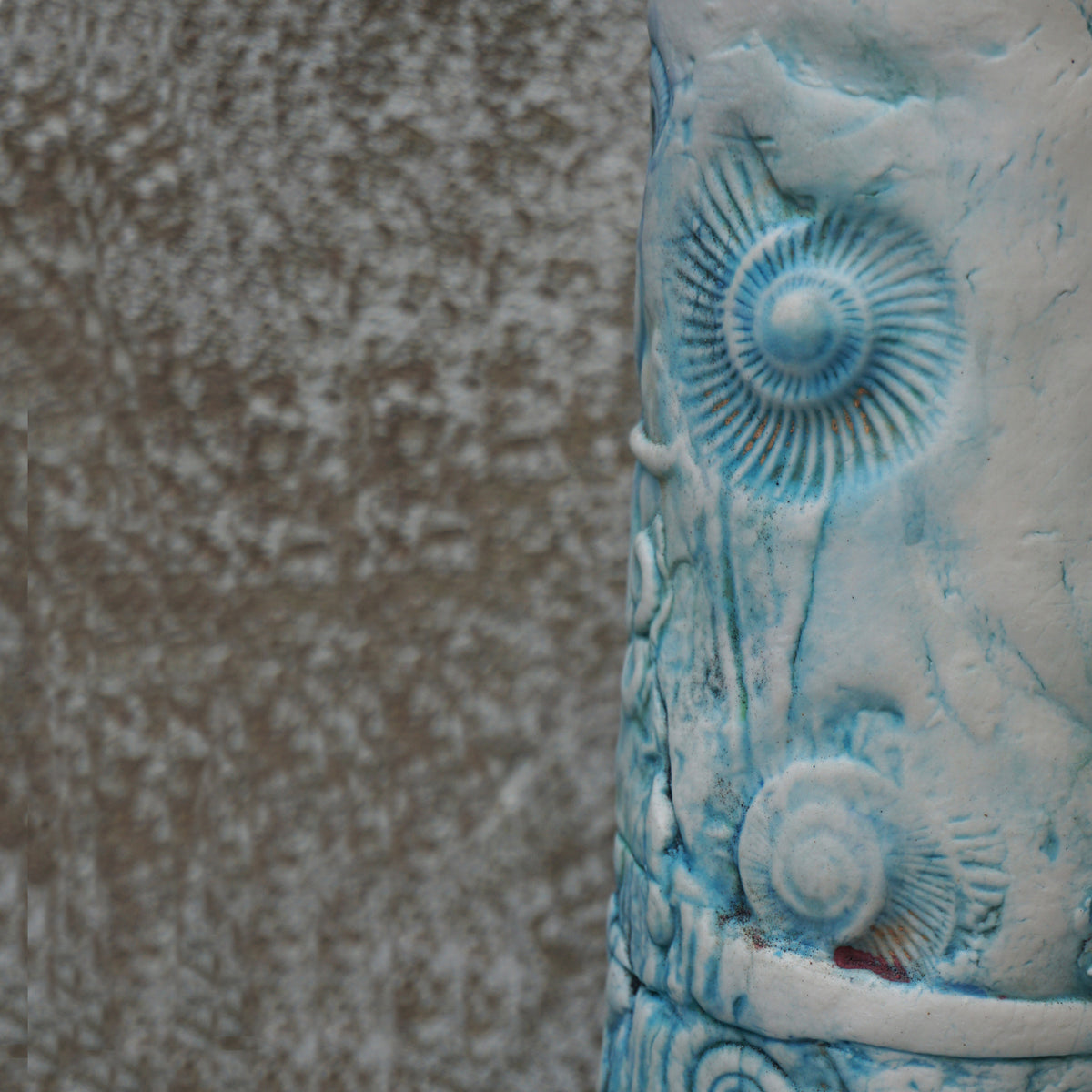 Large Ammonite Vessel
