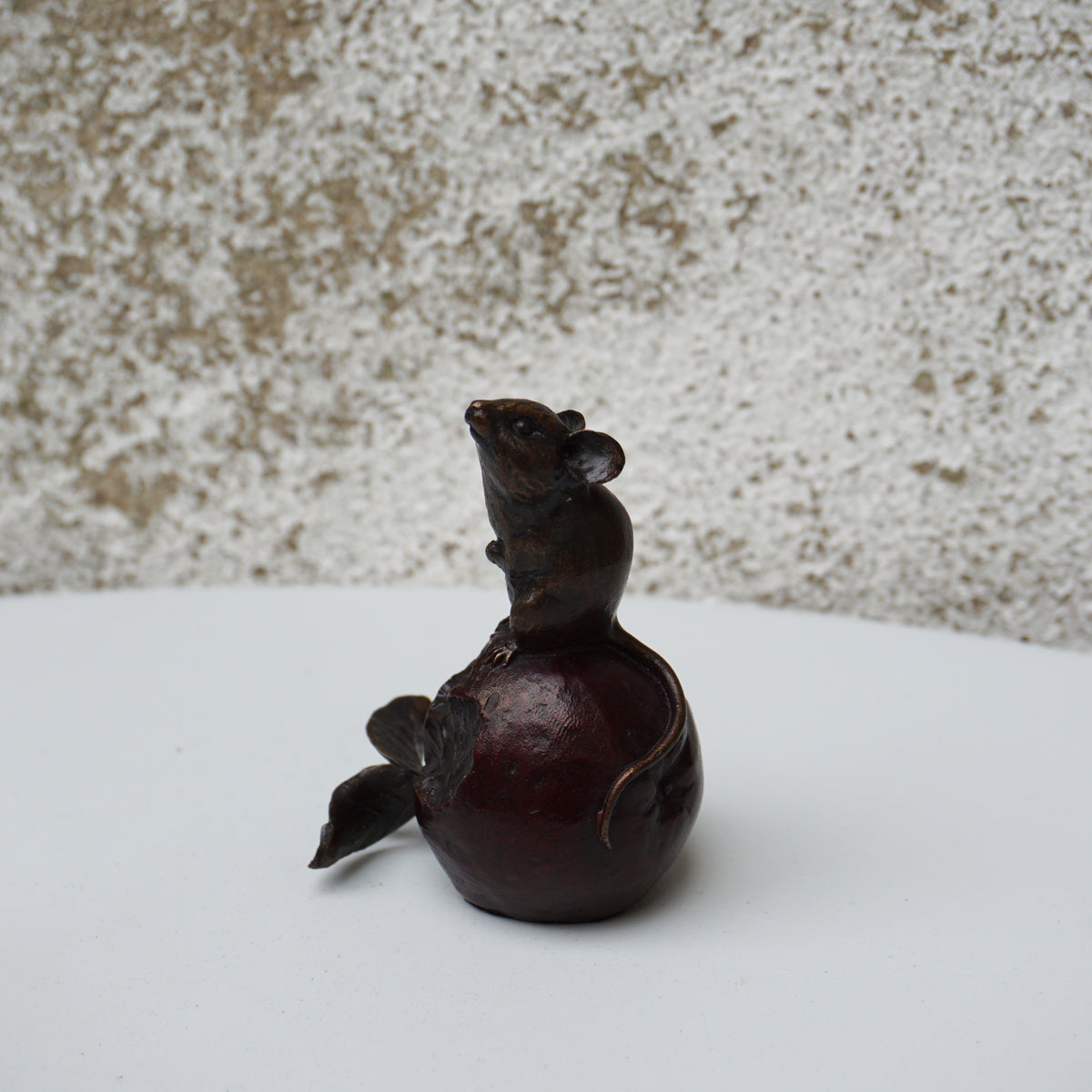 Mouse on Apple #1
