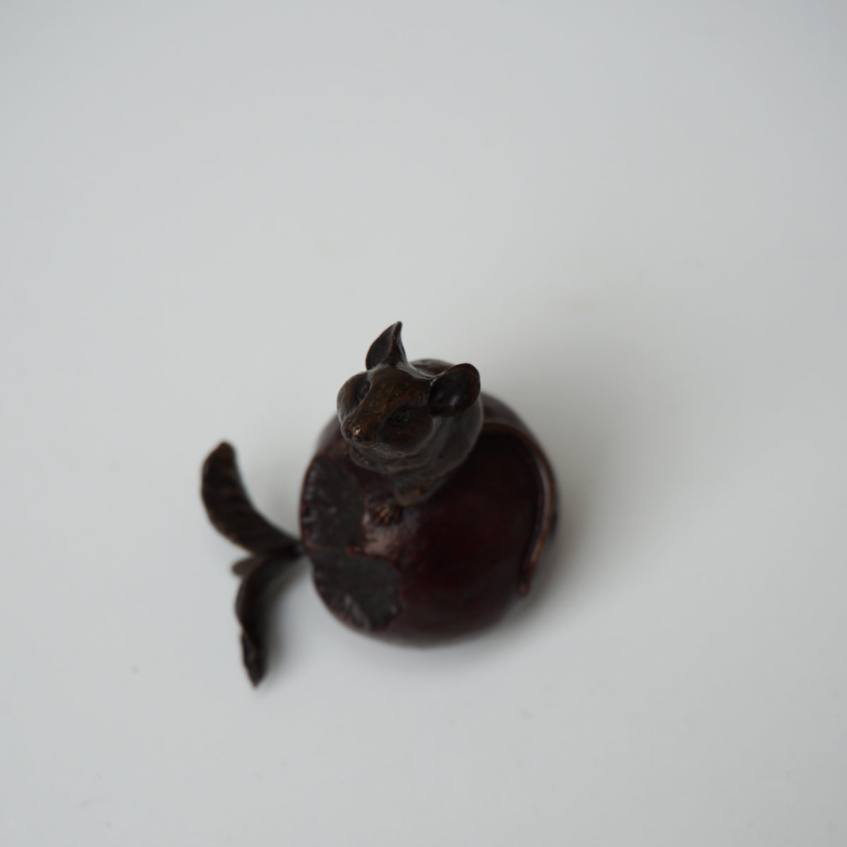 Mouse on Apple #1