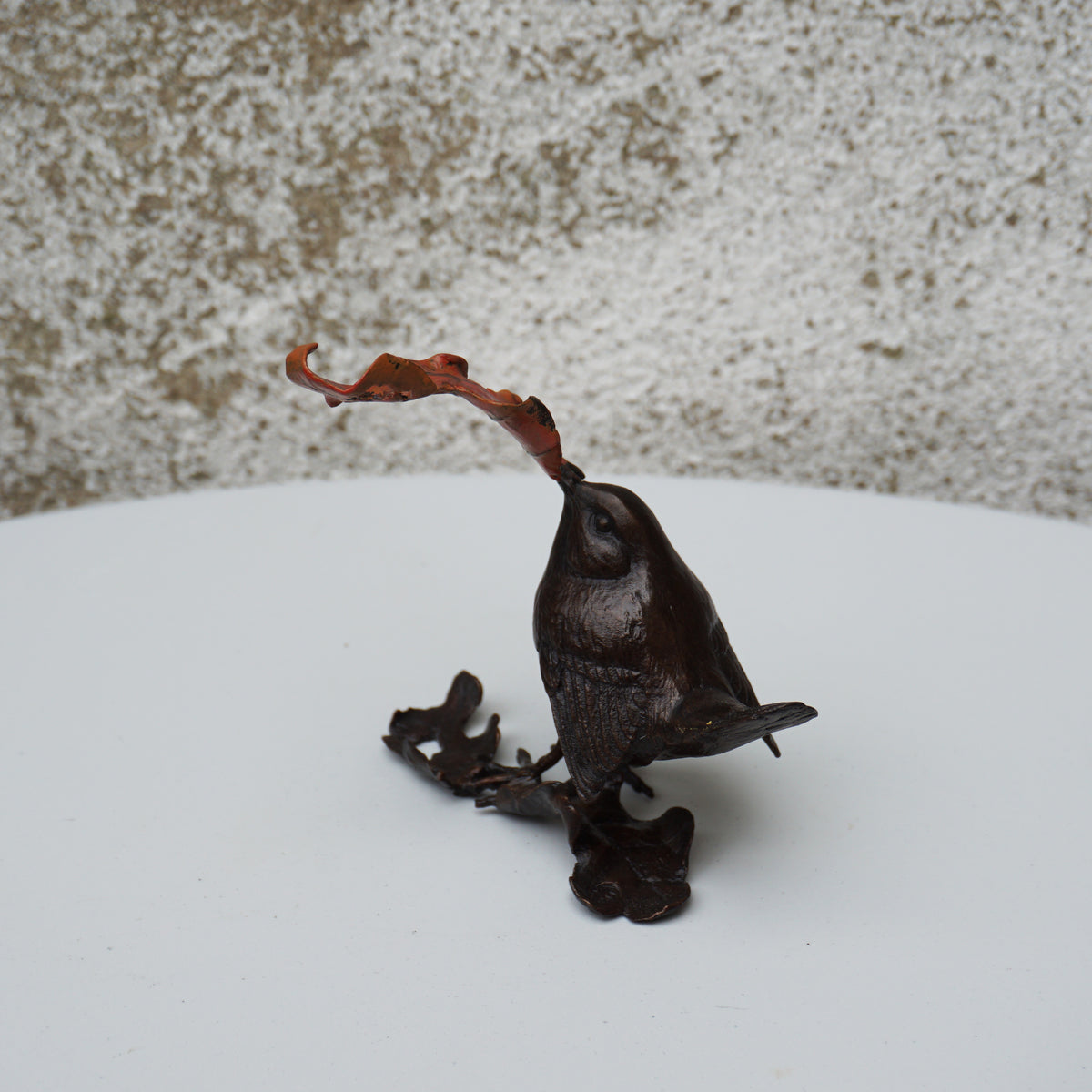 Wren with Oak Leaf