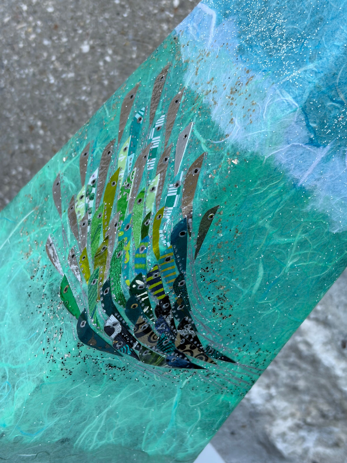 Pyramid Vase - Medium (Blue/Aqua)