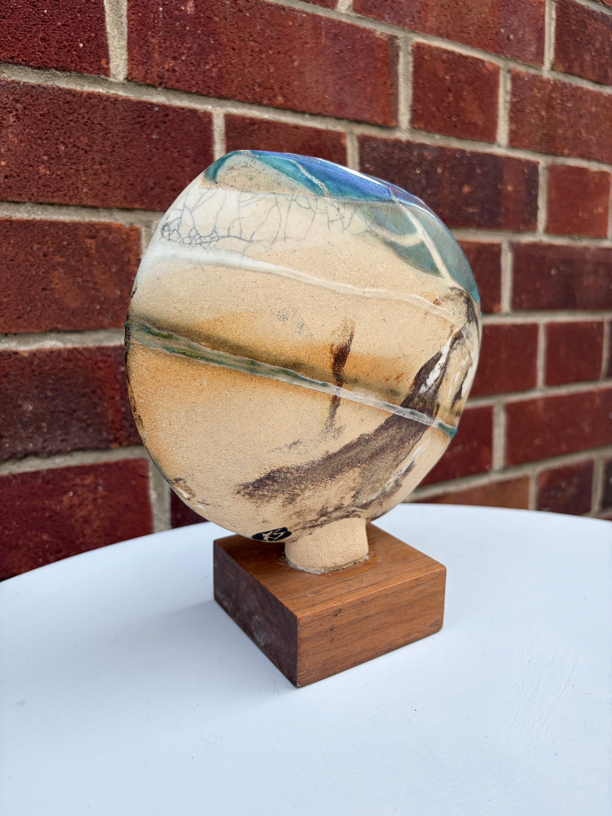 Horizons Strata Vessel - Dancing on the Beach