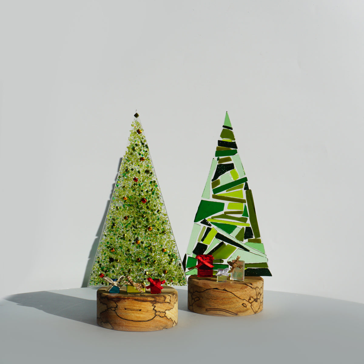 Christmas Tree with Presents - Medium