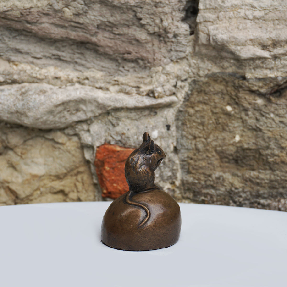 Mouse on Apple