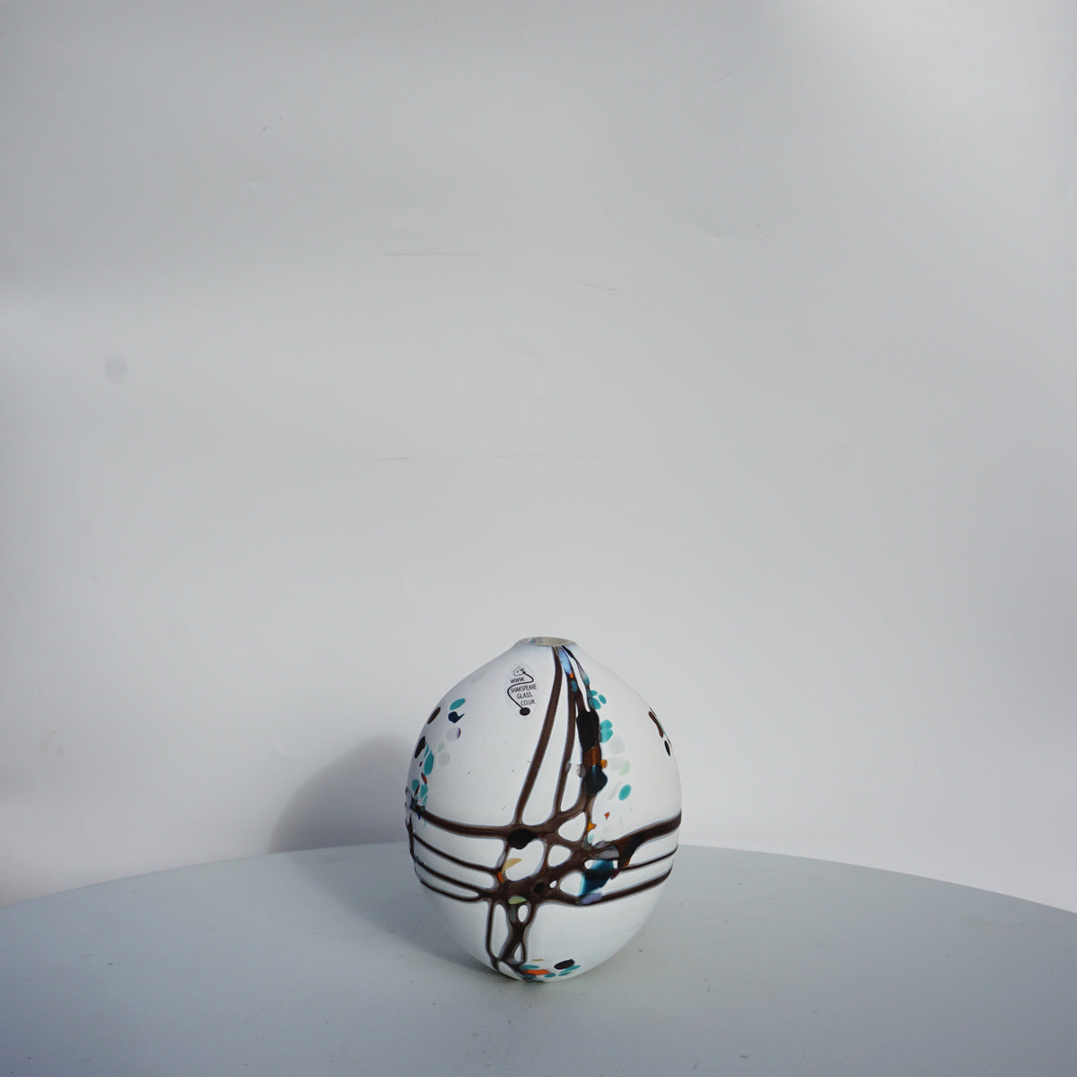 Pebble - Closed Vase (Small)