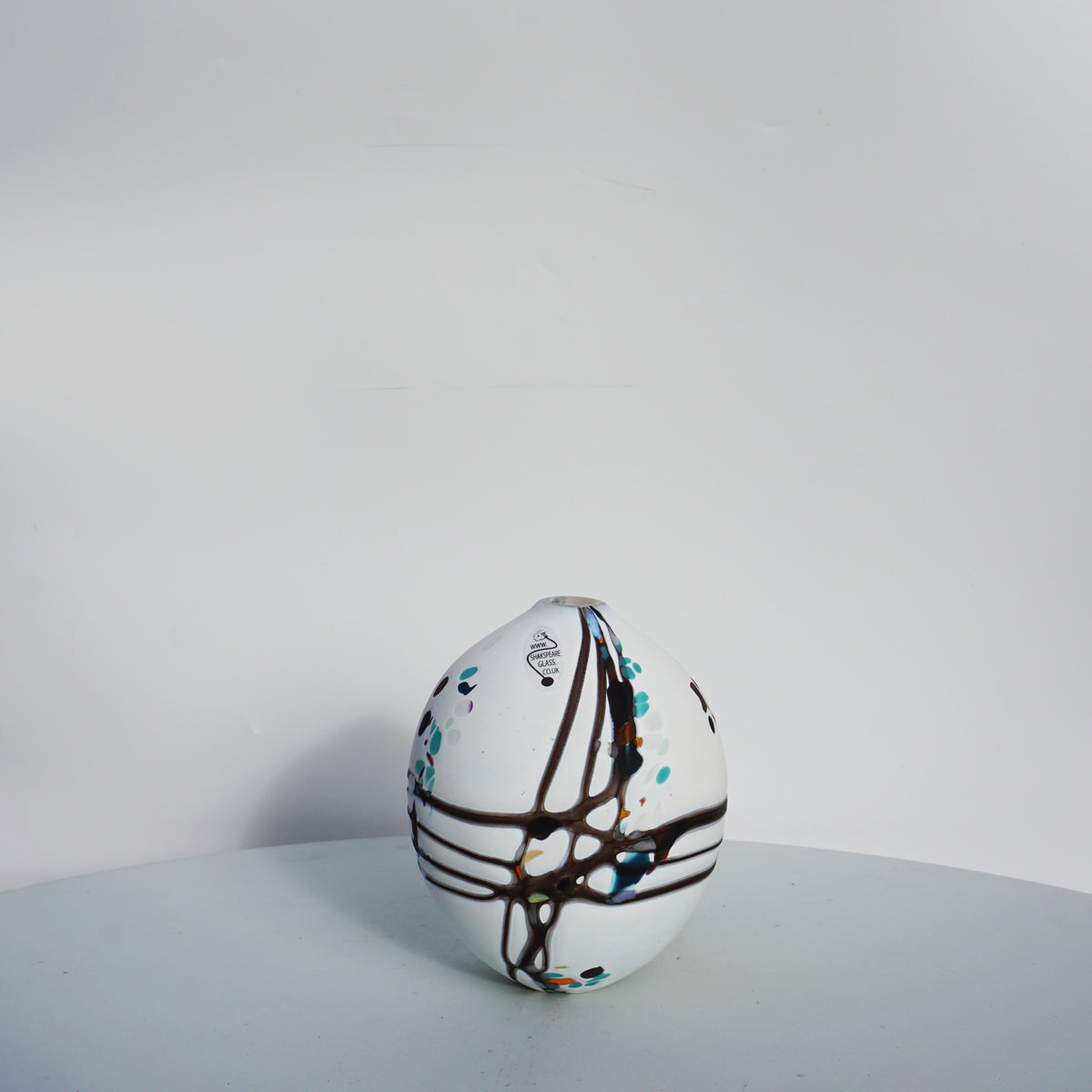 Pebble - Closed Vase (Small)