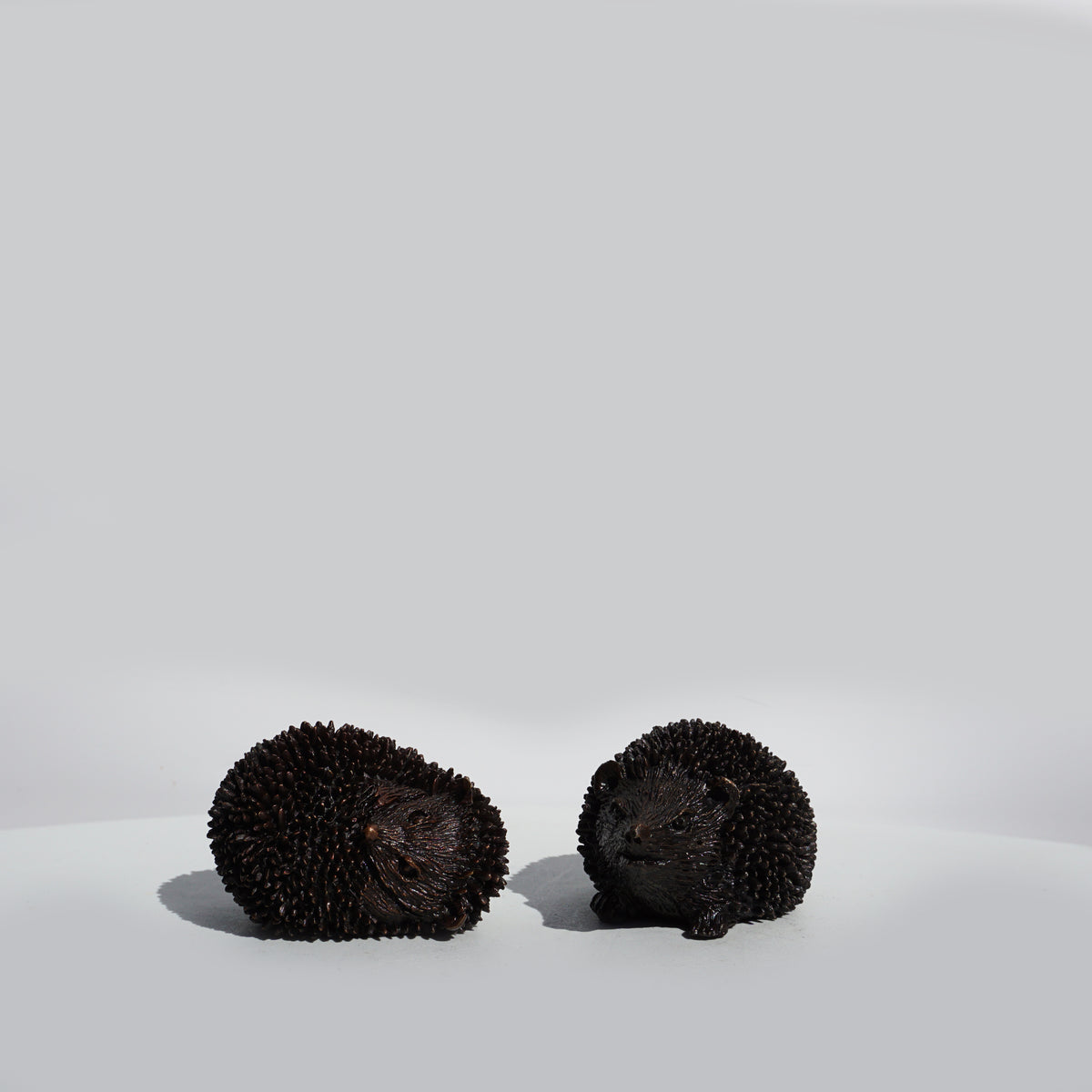 Hedgehog Curled - Solid Bronze